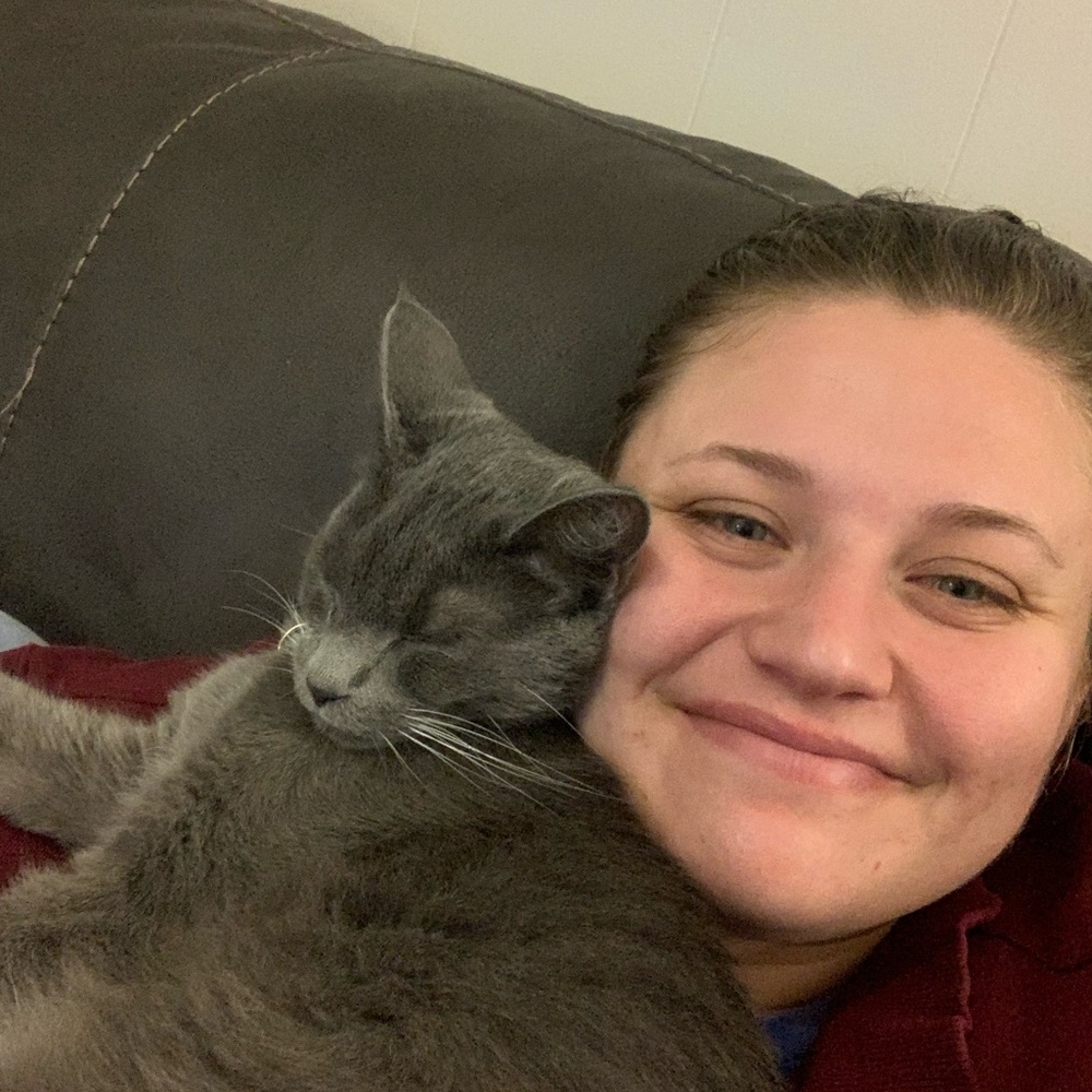 Meet your Posher, Olivia